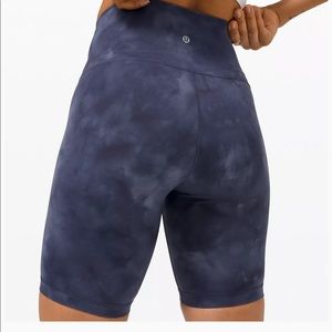 Lululemon biker shorts